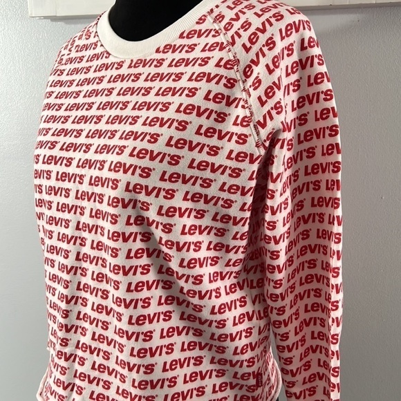 Levi’s All Over Spell Out Crop Sweatshirt Raw Hem Red White Cozy Casual S NWT - Picture 3 of 11